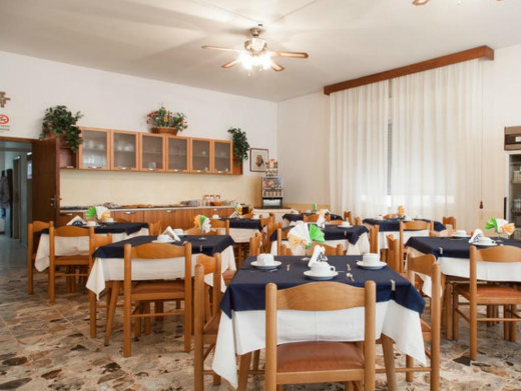 Hotel Ronconi 리미니 외부 사진